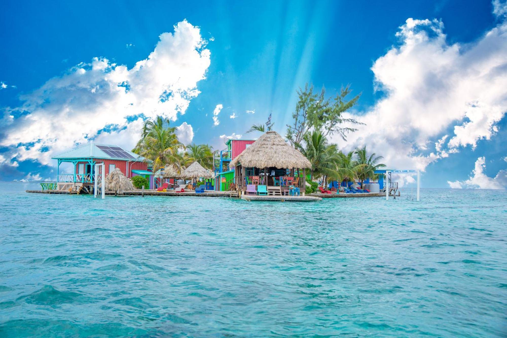 King Lewey'S Island Resort Placencia Exterior foto